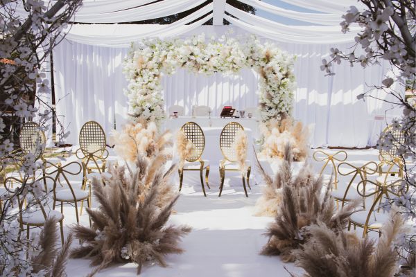 An Elegant Wedding Reception An Elegant Wedding Reception